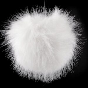 Pompon futerkowy z pętelką - 11 cm - biały