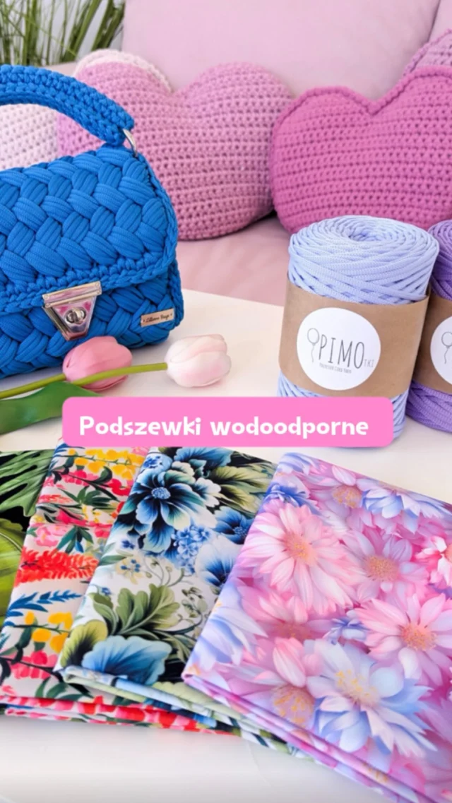 Wpadły do nas jak kolorowa letnia burza - tkaniny wodoodporne na podszewki do Twoich torebek! 🩷
.
Piękne , trwałe i w takich kolorach oraz wzorach, że aż trudno się oprzeć… 🙂
.
Teraz Twoje handmade’owe cuda będą wyglądać jeszcze bardziej wyjątkowo, bo przecież liczy się każdy detal ✨
.
Wybierz ulubioną, wszyj do torebki i ciesz się praktycznym, kolorowym wnętrzem, które przetrwa naprawdę wiele!
.
.
#pimotki #torebkahandmade #torebkanaszydelku #rekodzielo #torebkadiy #szydelkowanie